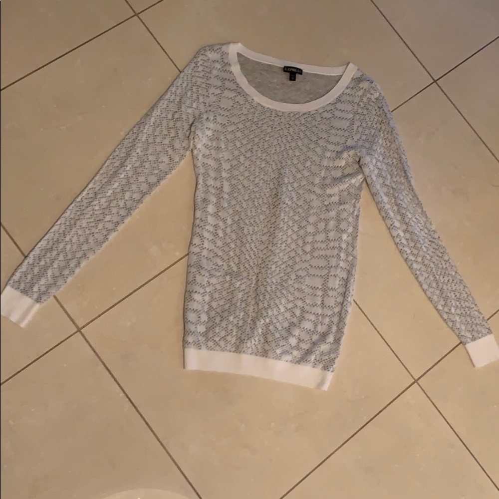 Express xsP summer ultra soft light weight shirt.